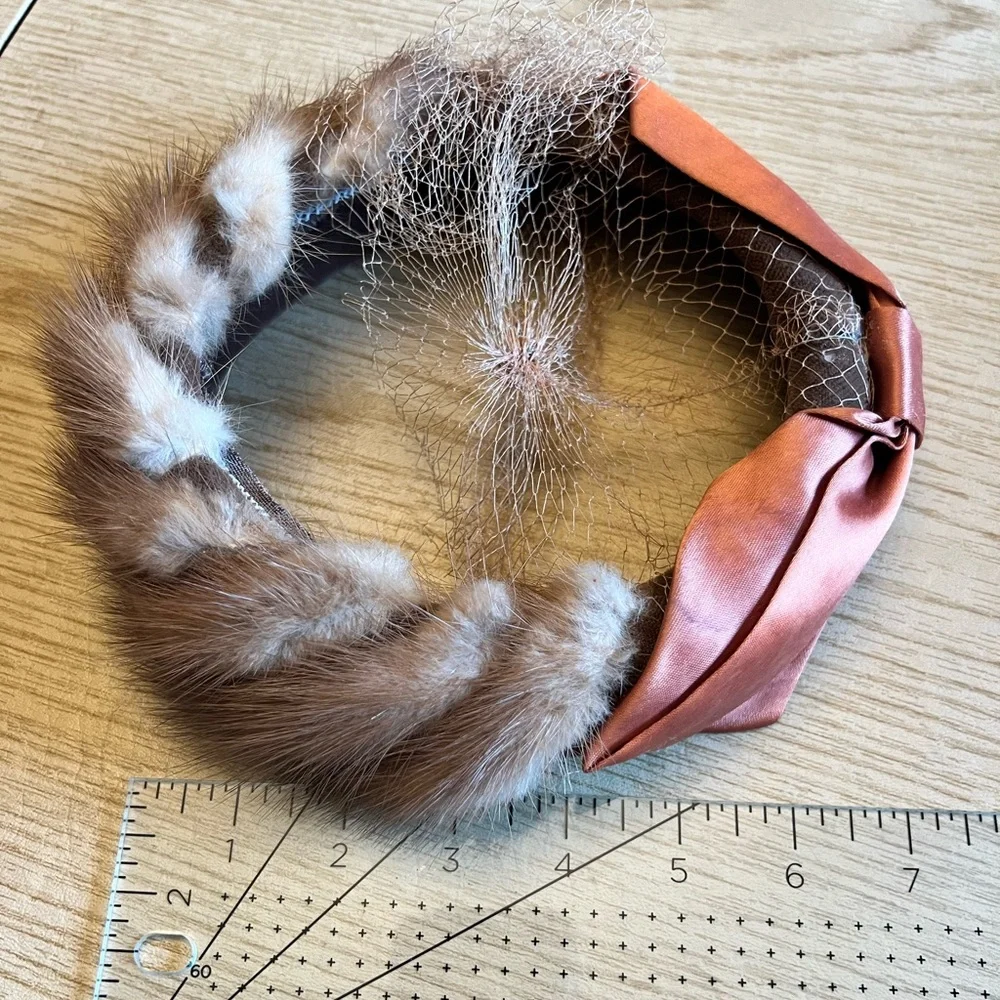 Vintage Mink Hat / Headpiece - Picture 6 of 10
